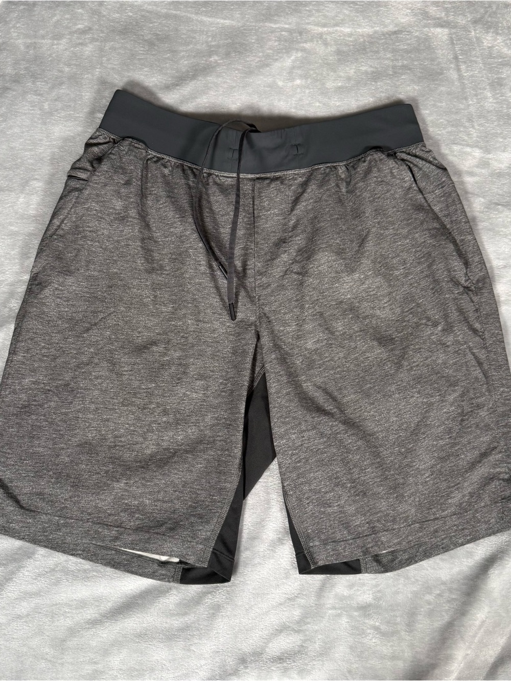 Lululemon T.H.E Shorts Mens M 9” Linerless Athletic Drawstring Gray
